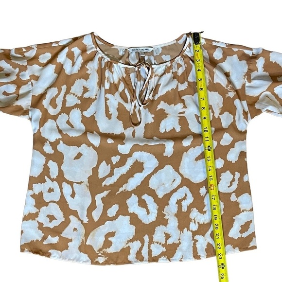 Elizabeth and James Carmel and White Long Sleeve Billowy Blouse Size Medium - Picture 8 of 10